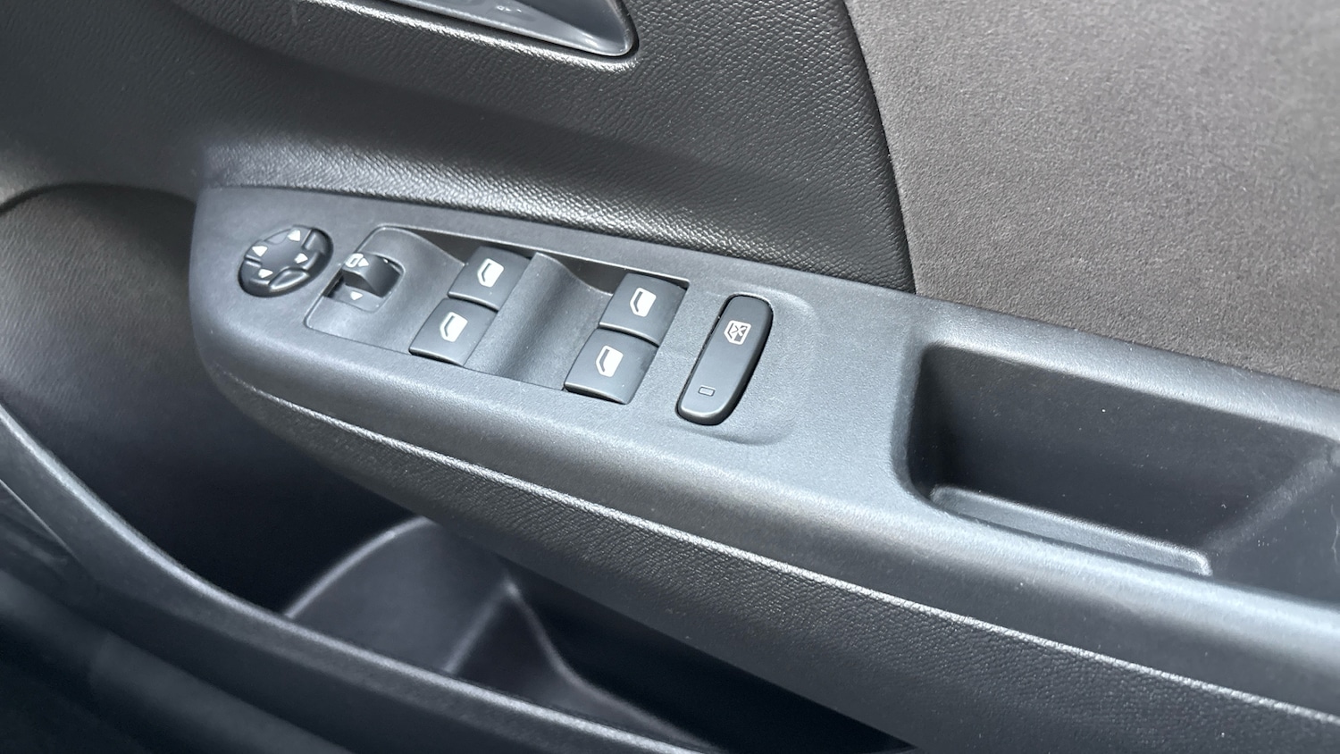 Used Vauxhall Corsa 2023 for sale - 76792908: Photo 39