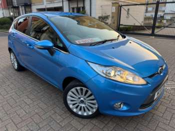 2011 (11) - 1.6 Titanium 5dr
