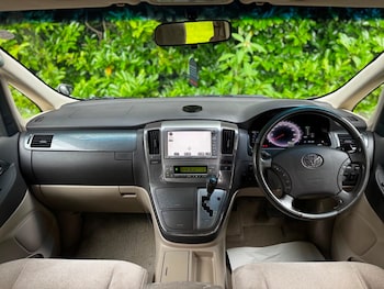 Used Toyota Alphard undefined for sale - 78944233: Photo