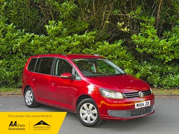 Used Volkswagen Touran 2015 for sale - 79423405: Photo