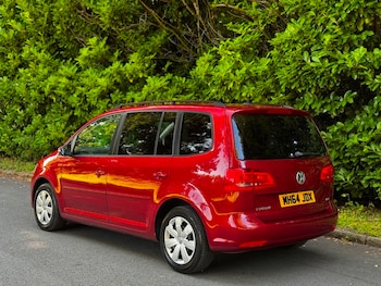 Used Volkswagen Touran 2015 for sale - 79423405: Photo