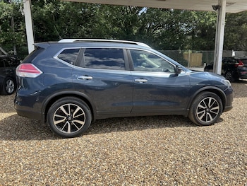 Used Nissan X-Trail 2016 for sale - 78936238: Photo