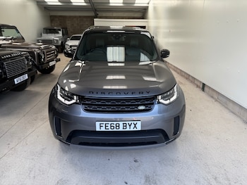 Used Land Rover Discovery 2018 for sale - 79339013: Photo