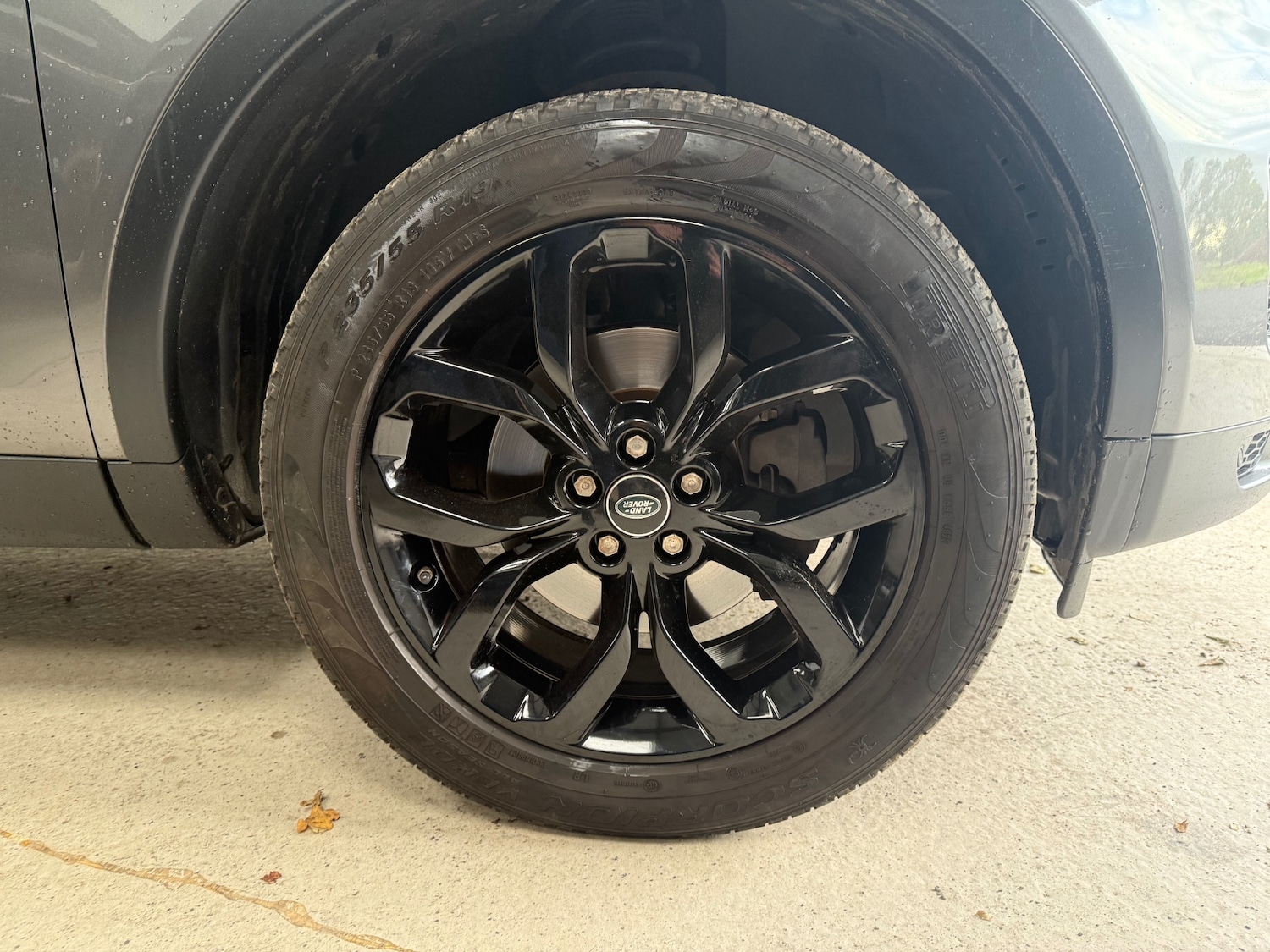 Used Land Rover Discovery Sport 2019 for sale - 76966477: Photo 13