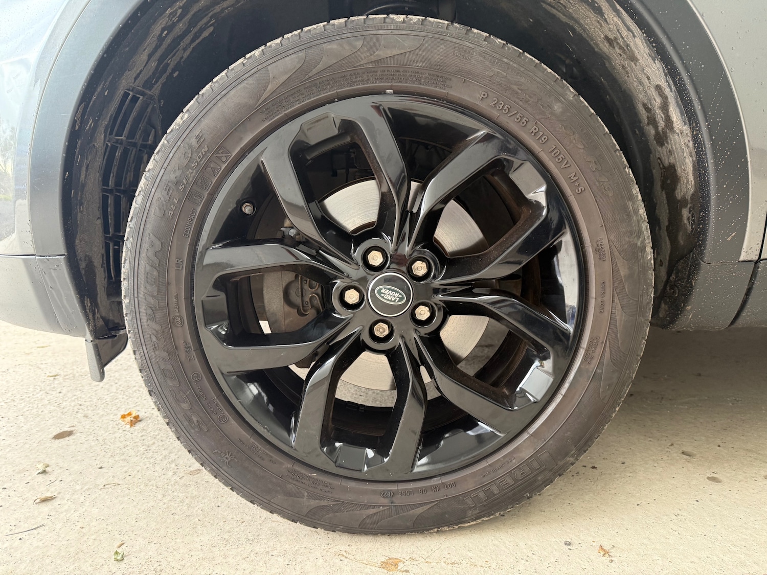 Used Land Rover Discovery Sport 2019 for sale - 76966477: Photo 16