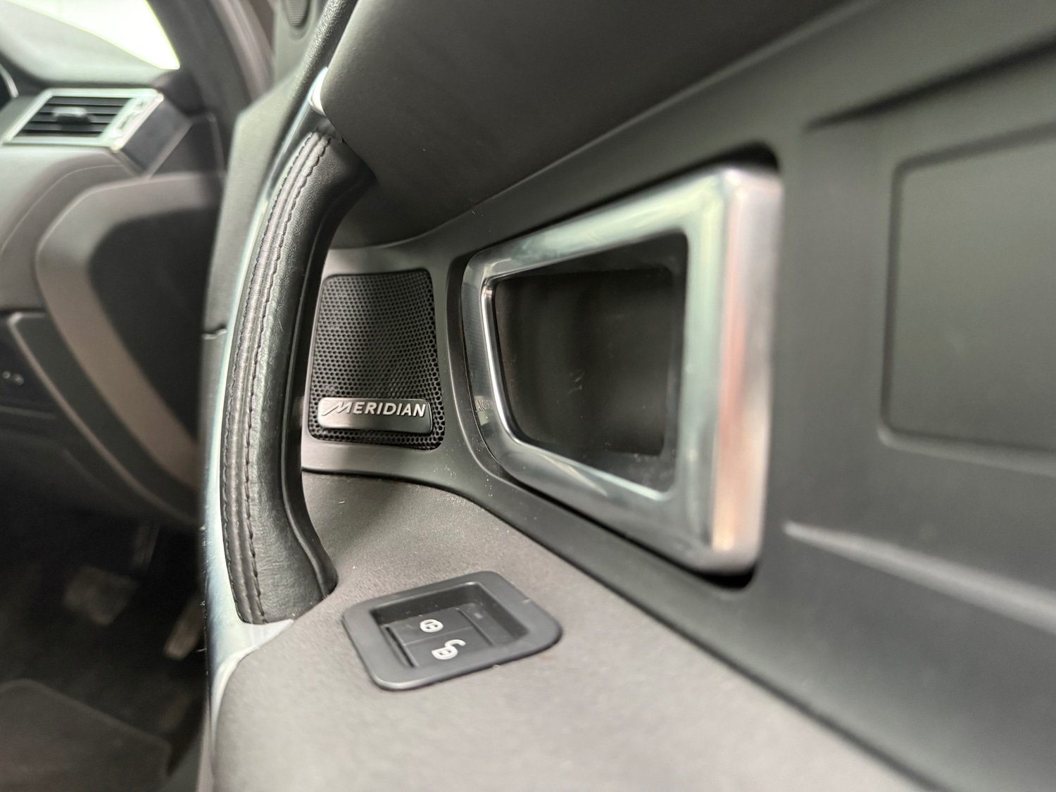 Used Land Rover Discovery Sport 2019 for sale - 76966477: Photo 24