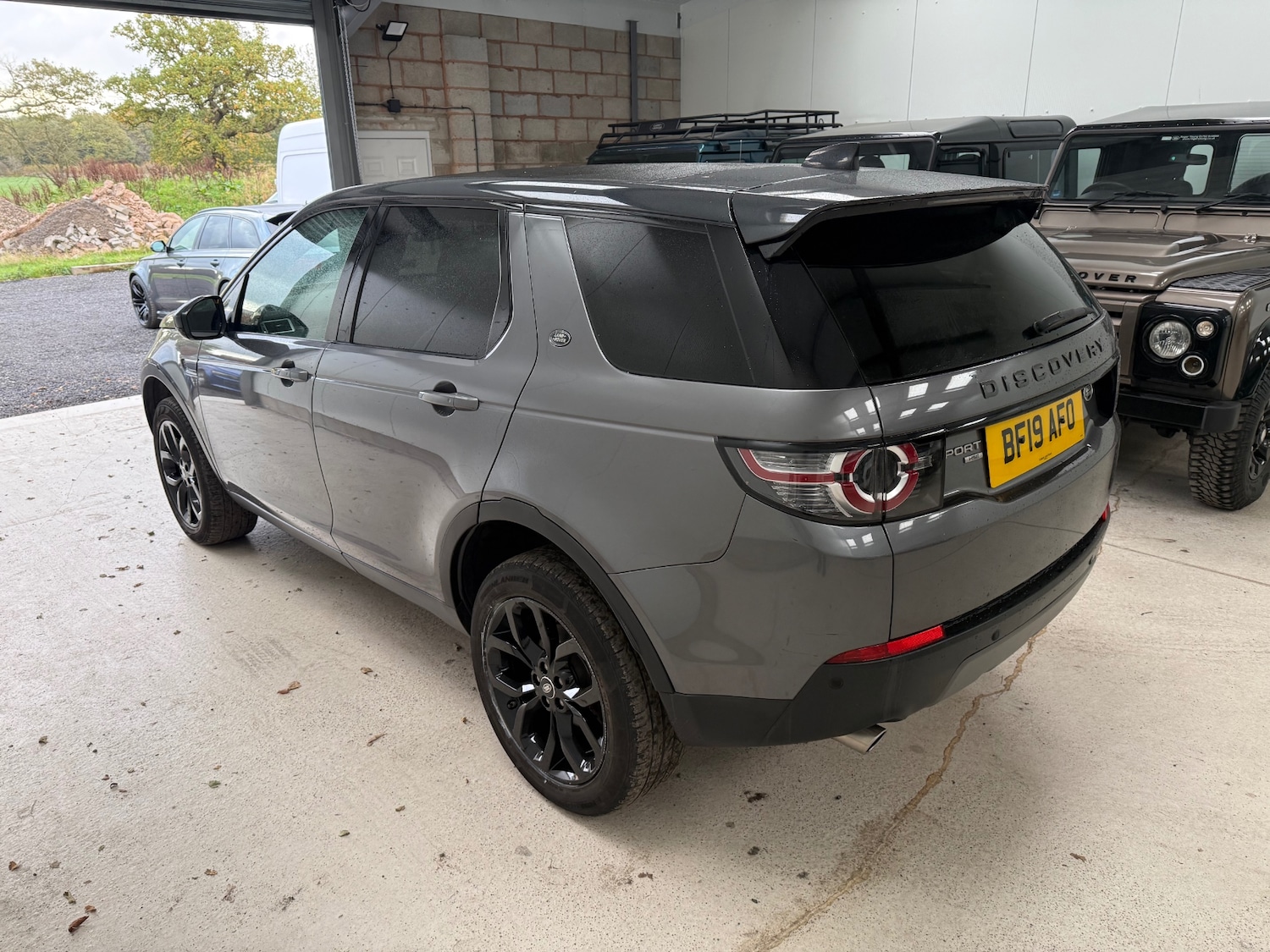 Used Land Rover Discovery Sport 2019 for sale - 76966477: Photo 4