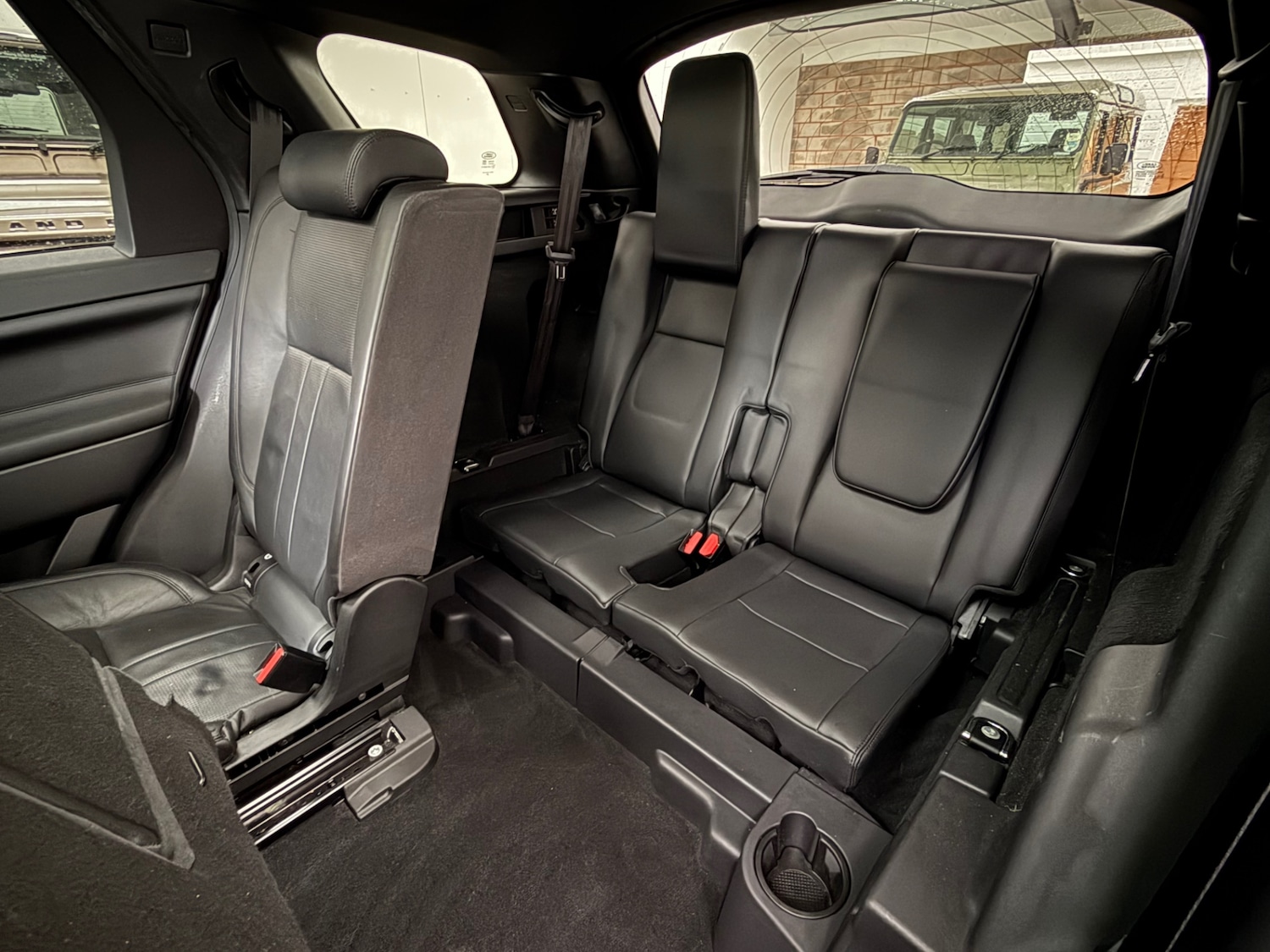 Used Land Rover Discovery Sport 2019 for sale - 76966477: Photo 41