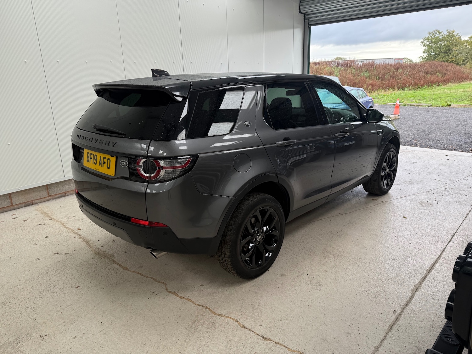 Used Land Rover Discovery Sport 2019 for sale - 76966477: Photo 6