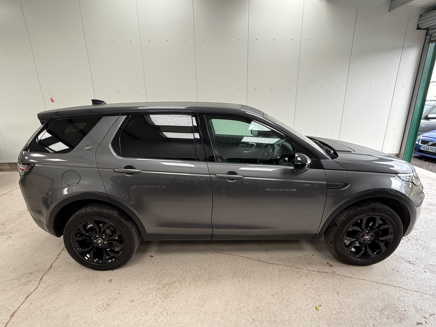 Used Land Rover Discovery Sport 2019 for sale - 76966477: Photo 7