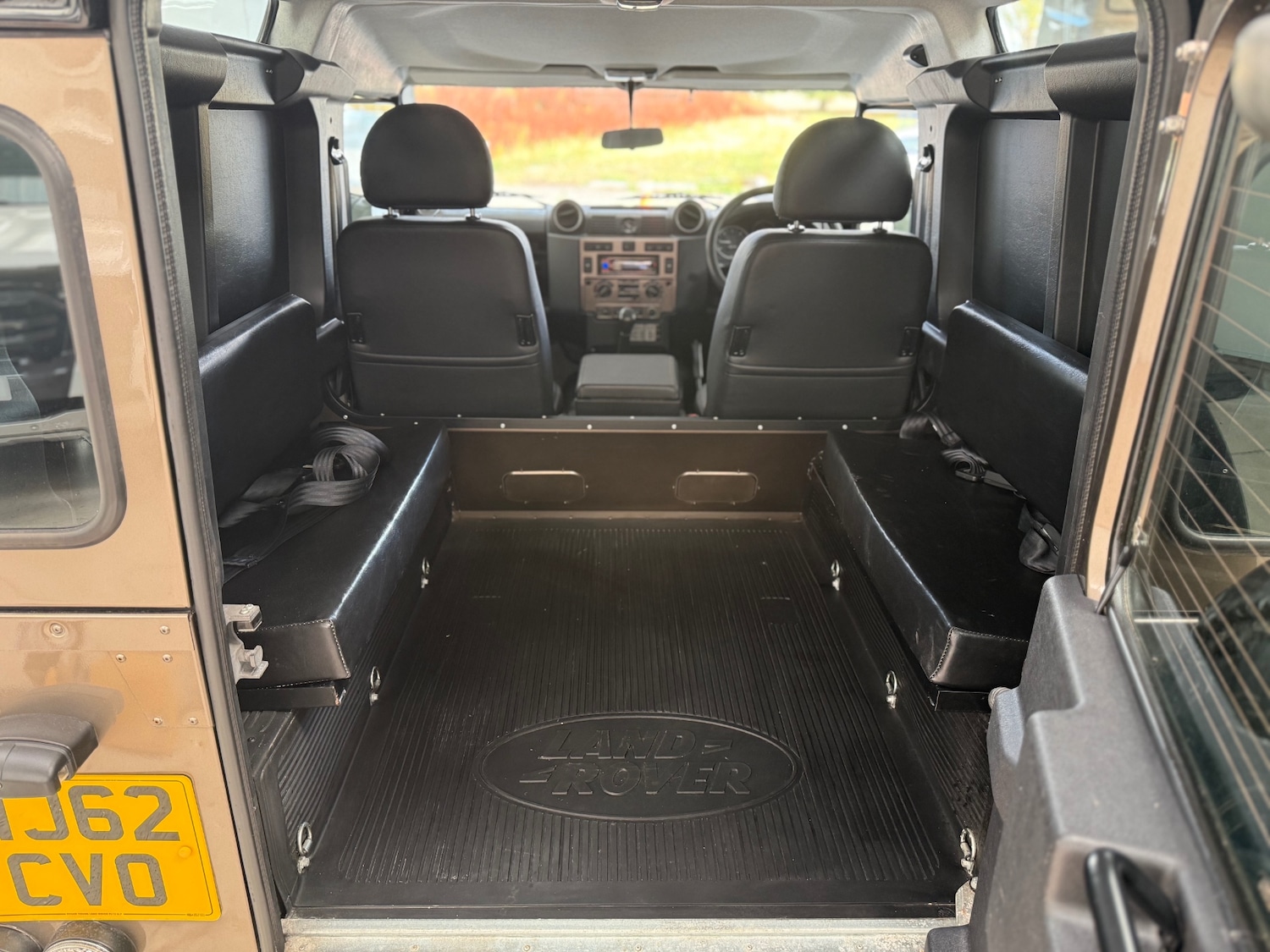 Used Land Rover Defender 2012 for sale - 76971119: Photo 24