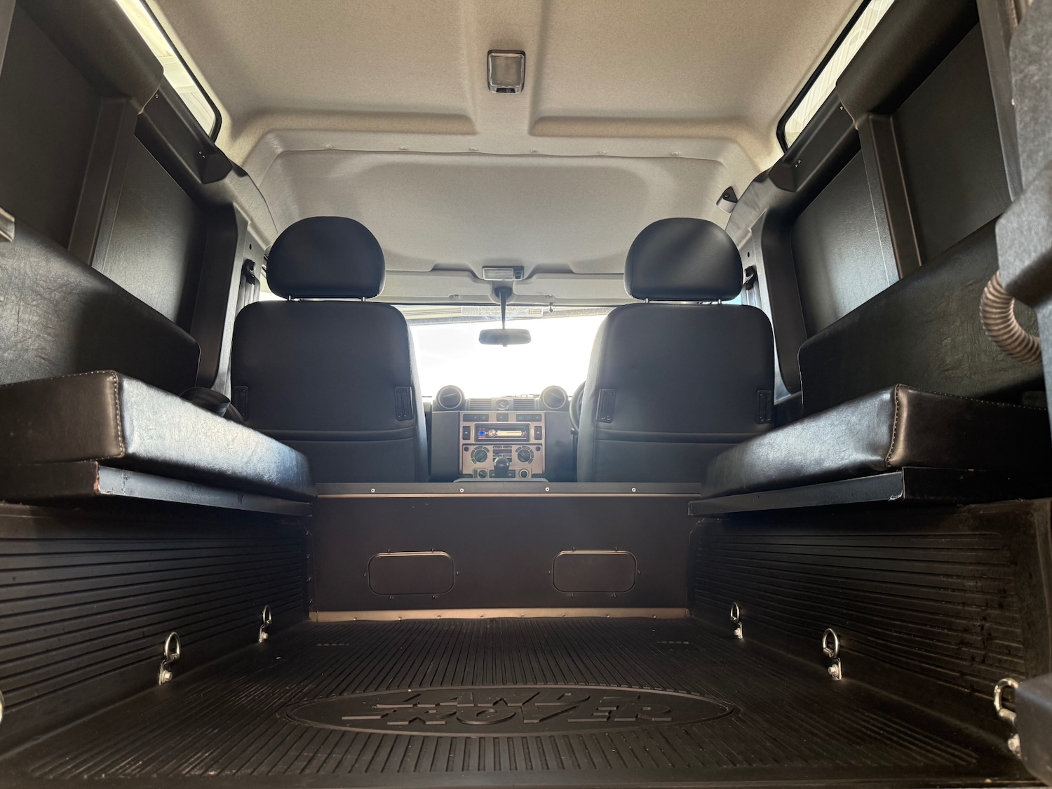 Used Land Rover Defender 2012 for sale - 76971119: Photo 25