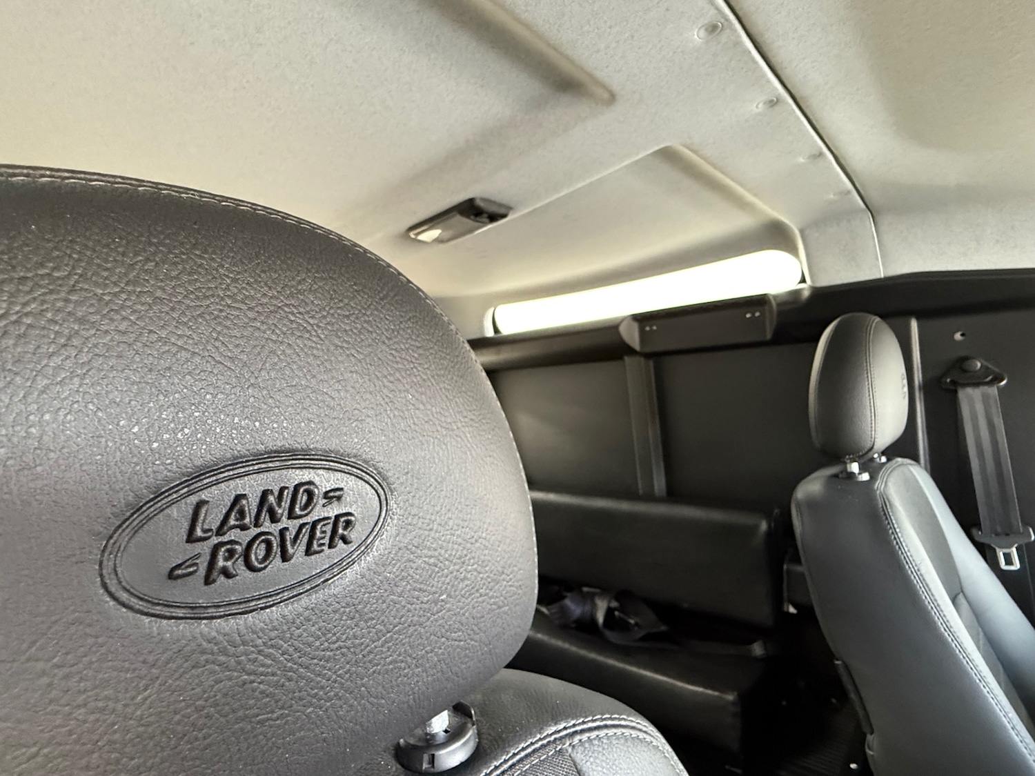 Used Land Rover Defender 2012 for sale - 76971119: Photo 34