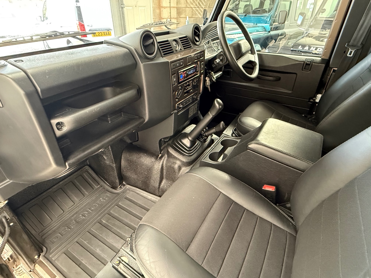 Used Land Rover Defender 2012 for sale - 76971119: Photo 38