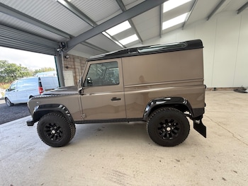 Used Land Rover Defender 2012 for sale - 76971119: Photo