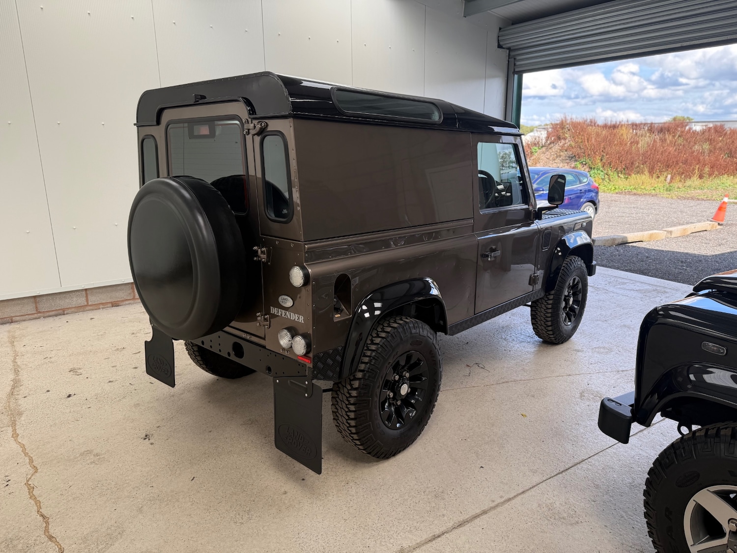 Used Land Rover Defender 2012 for sale - 76971119: Photo 7