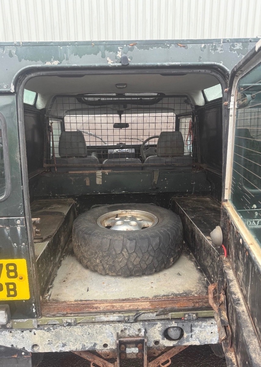 Used Land Rover Defender 1999 for sale - 77620305: Photo 13