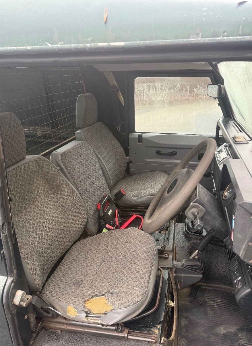 Used Land Rover Defender 1999 for sale - 77620305: Photo 17