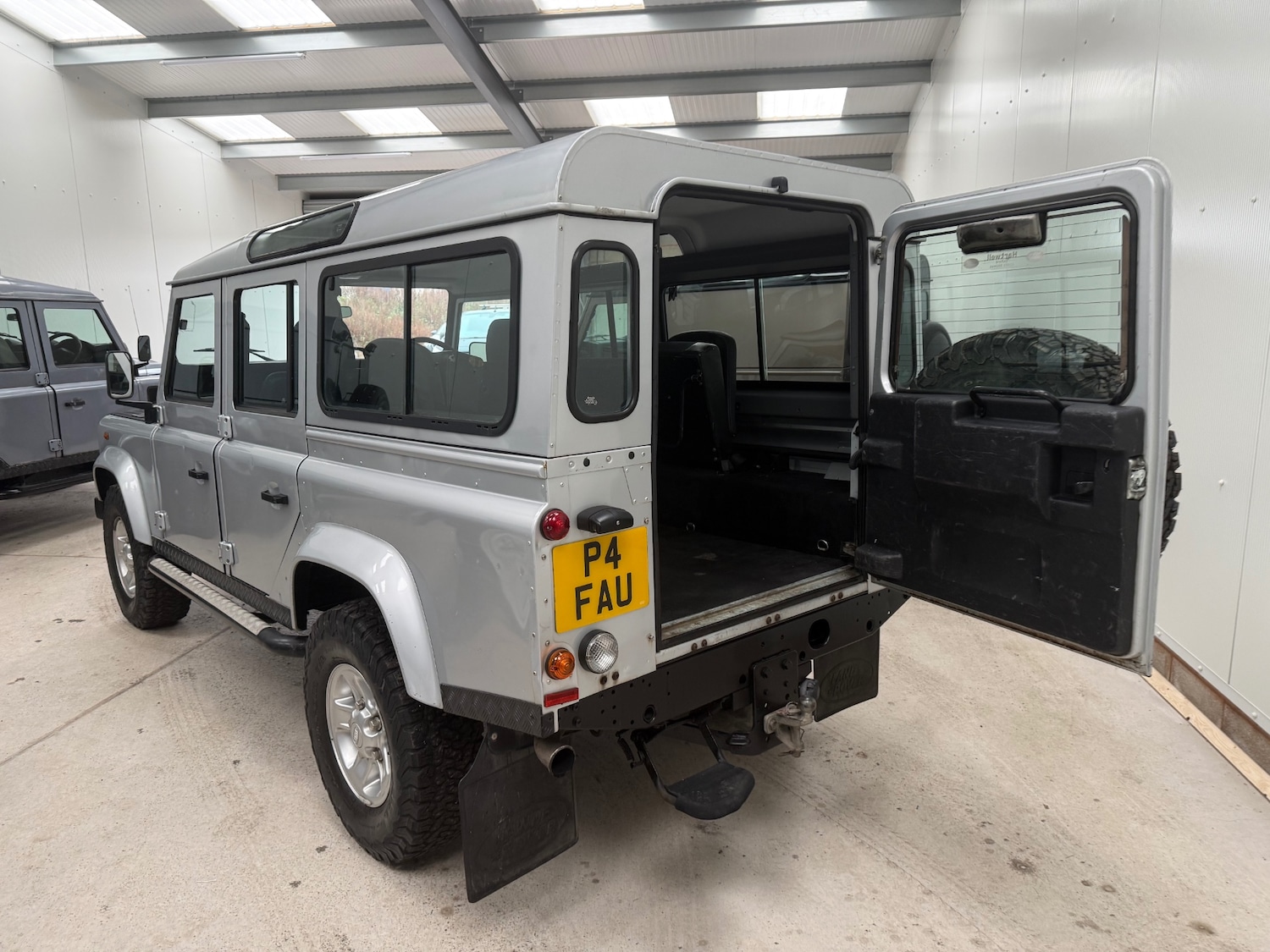 Used Land Rover Defender 2006 for sale - 77233829: Photo 13