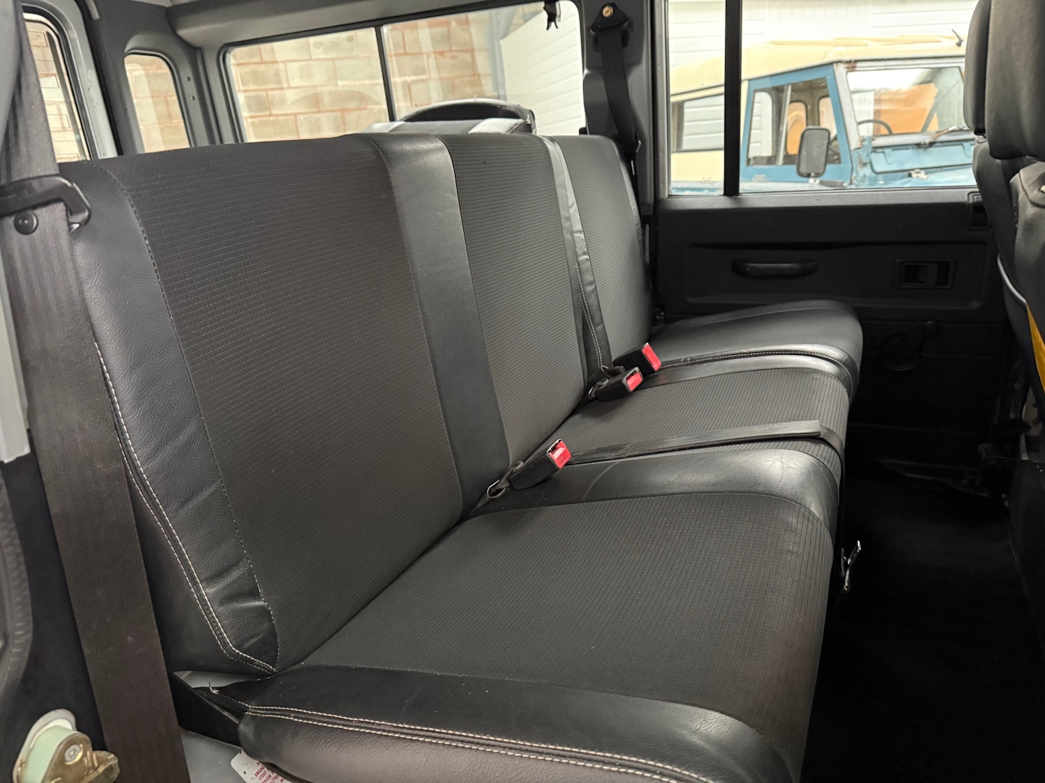 Used Land Rover Defender 2006 for sale - 77233829: Photo 21