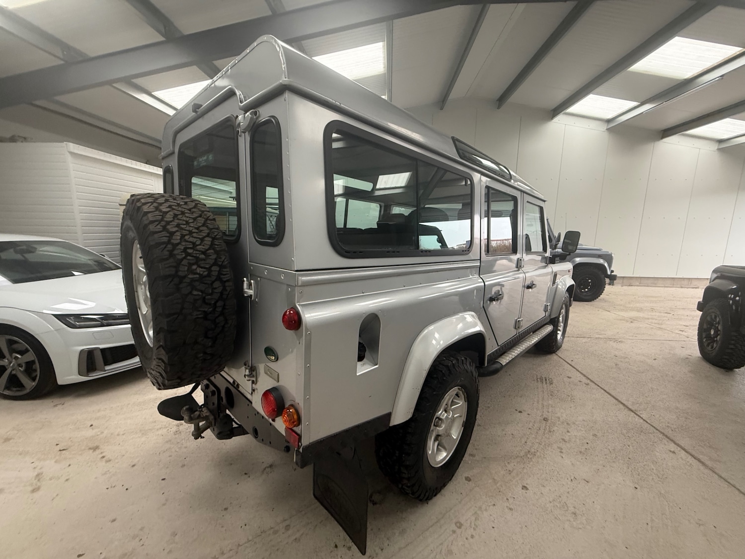 Used Land Rover Defender 2006 for sale - 77233829: Photo 7