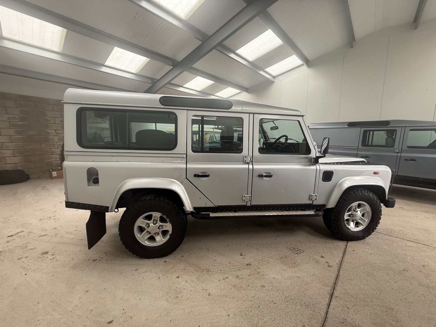 Used Land Rover Defender 2006 for sale - 77233829: Photo 8