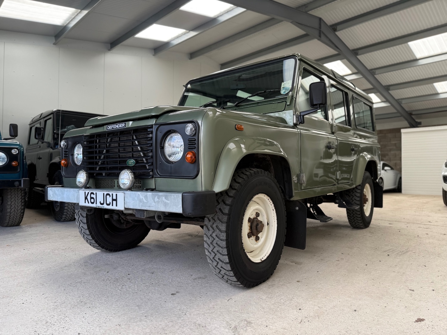 Used Land Rover Defender 2000 for sale - 76925870: Photo 11