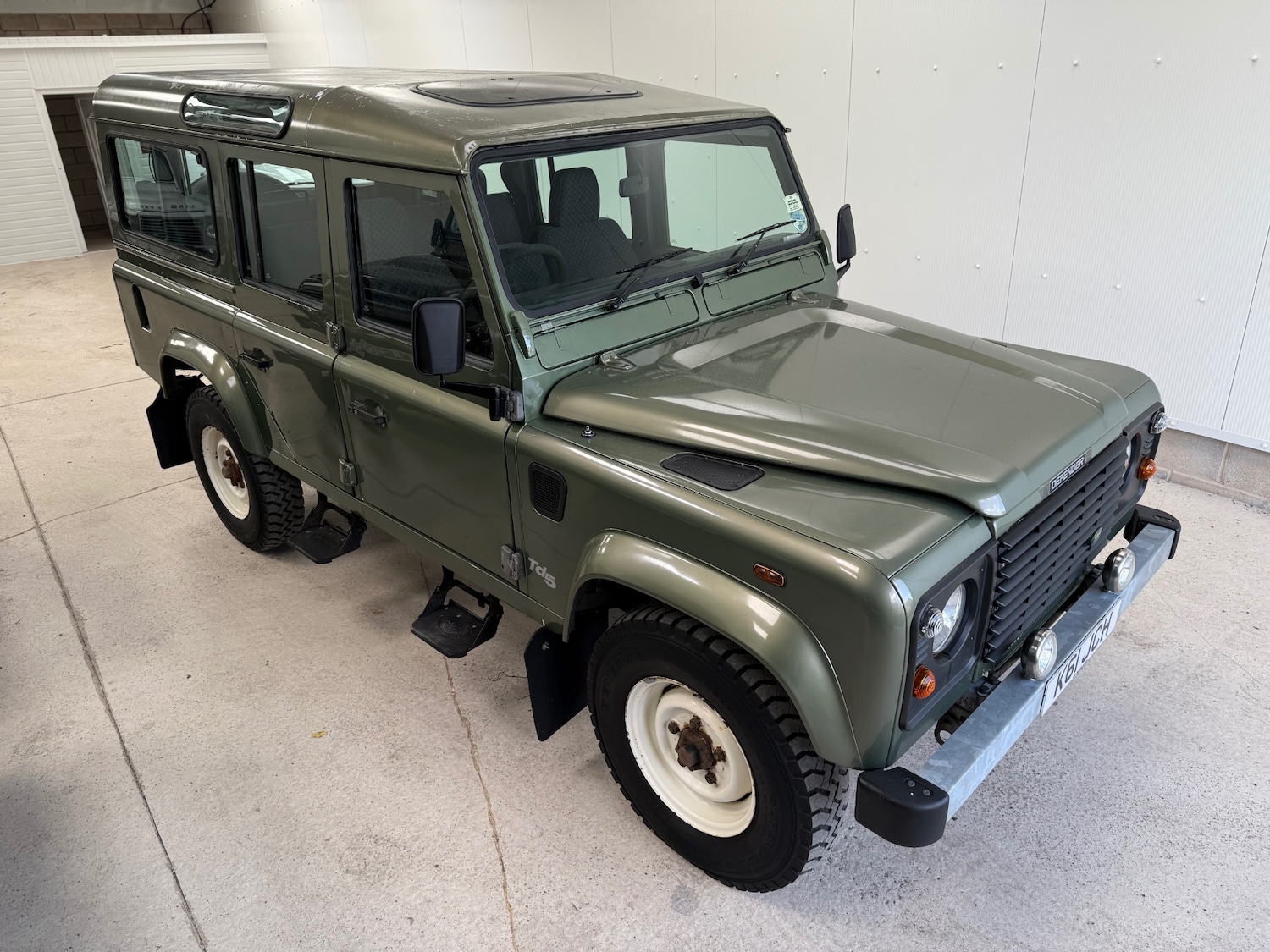 Used Land Rover Defender 2000 for sale - 76925870: Photo 14
