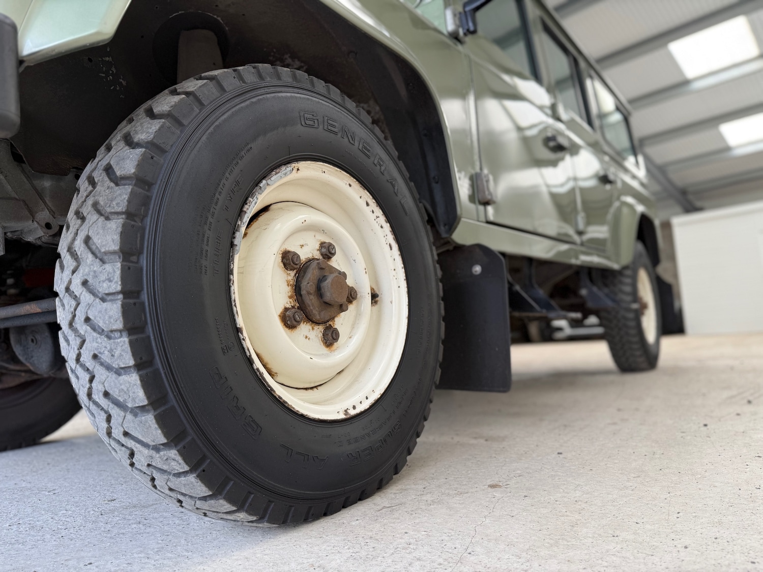 Used Land Rover Defender 2000 for sale - 76925870: Photo 17