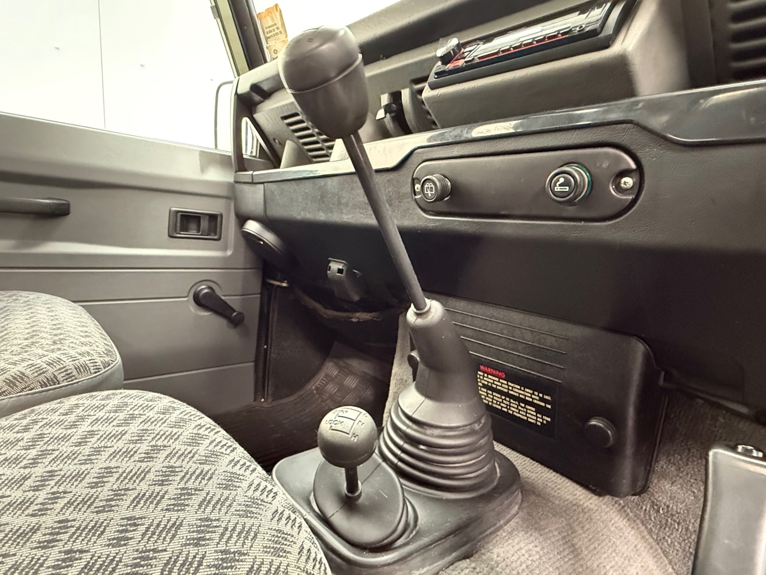 Used Land Rover Defender 2000 for sale - 76925870: Photo 29