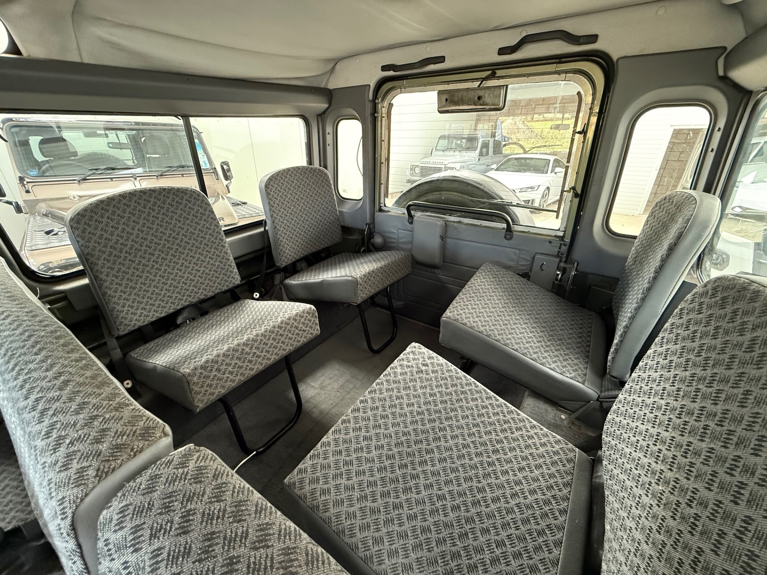 Used Land Rover Defender 2000 for sale - 76925870: Photo 38