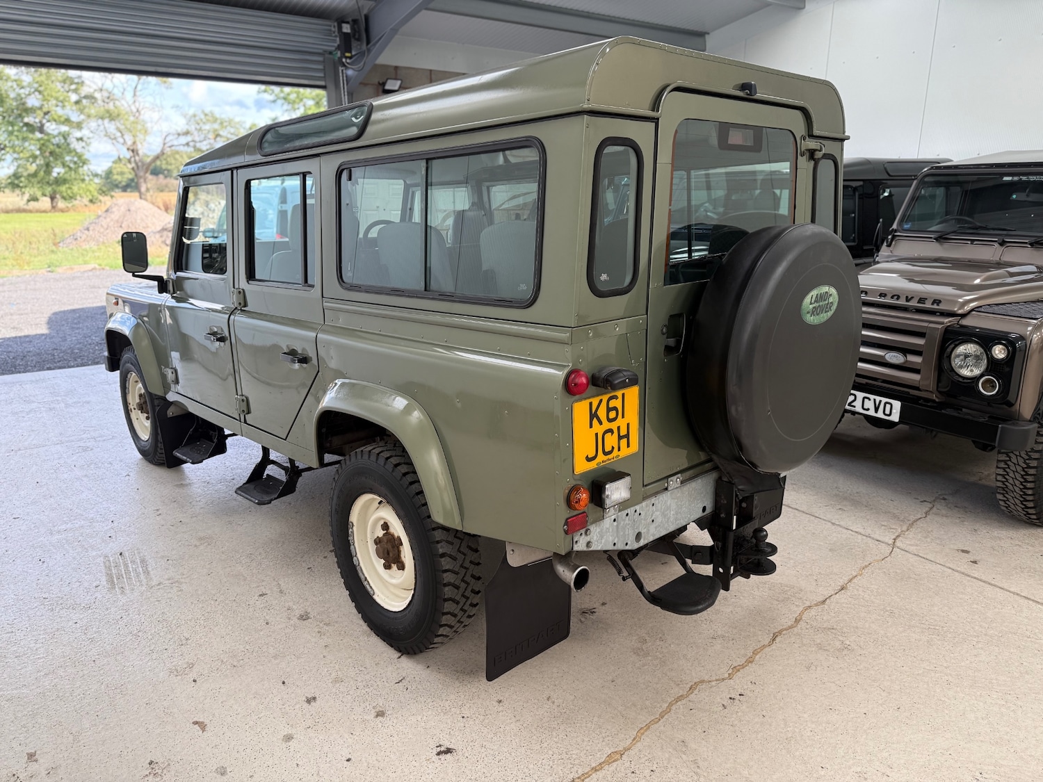 Used Land Rover Defender 2000 for sale - 76925870: Photo 5