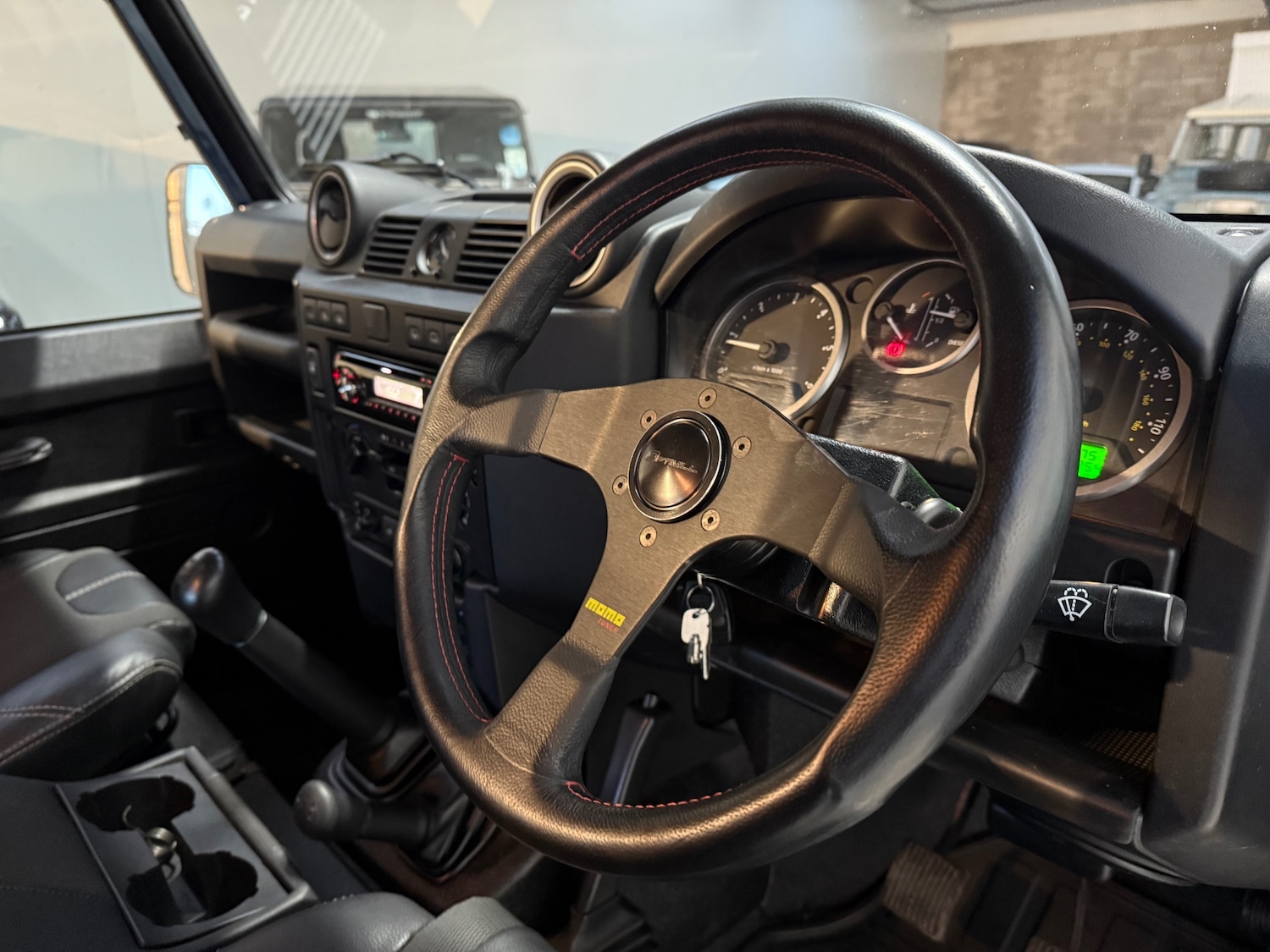 Used Land Rover Defender 2012 for sale - 76925871: Photo 22