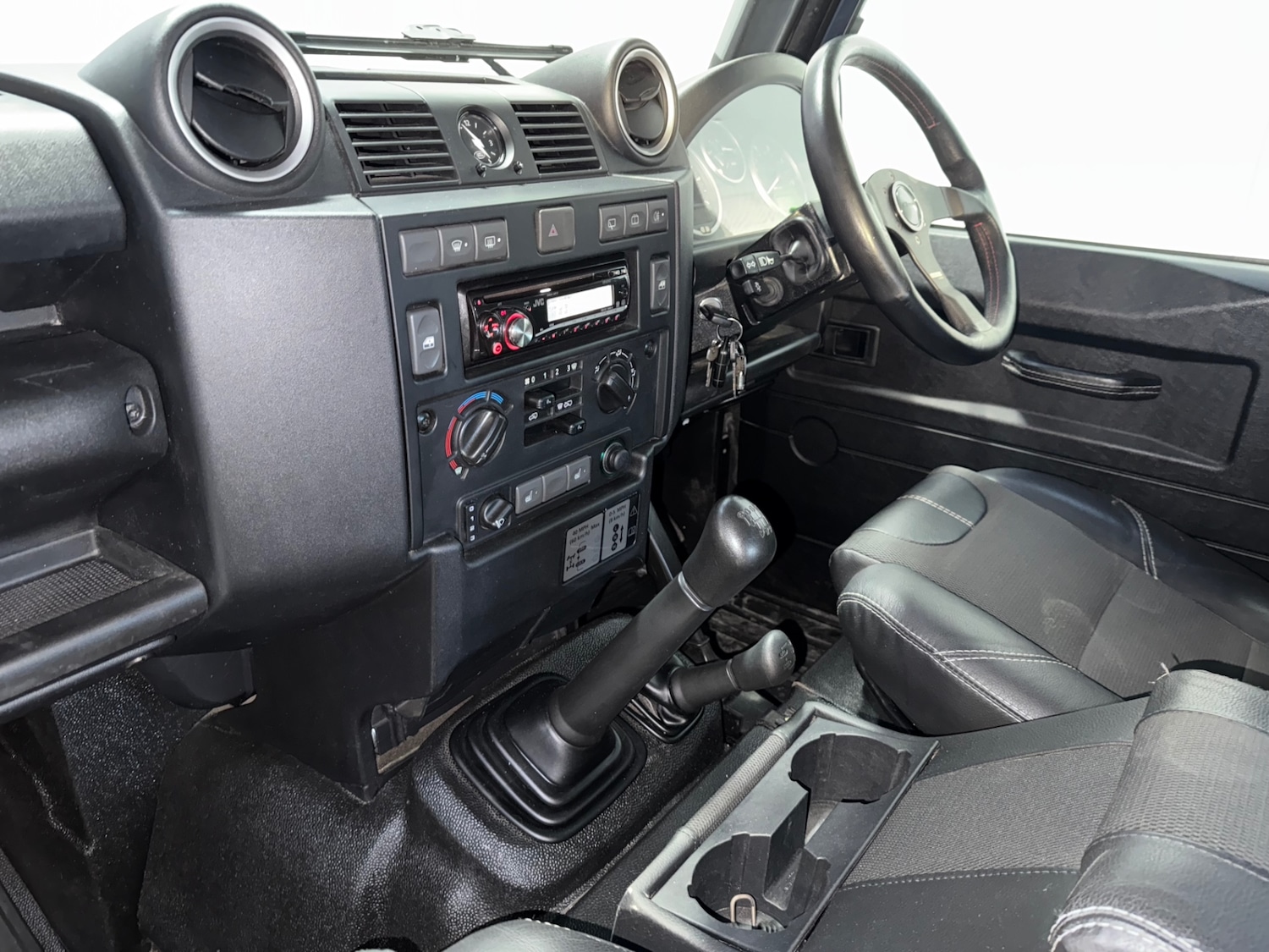 Used Land Rover Defender 2012 for sale - 76925871: Photo 27