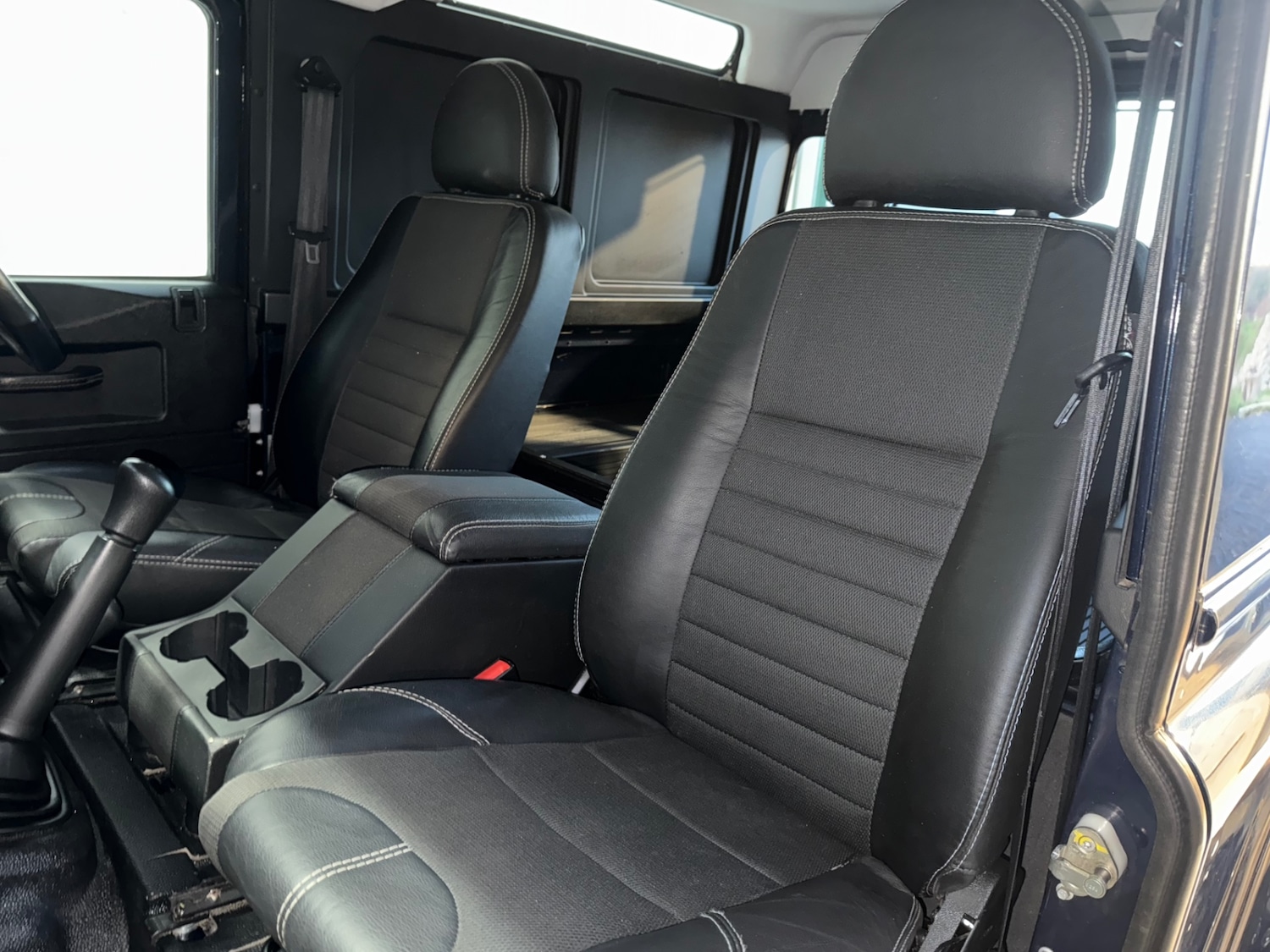 Used Land Rover Defender 2012 for sale - 76925871: Photo 29