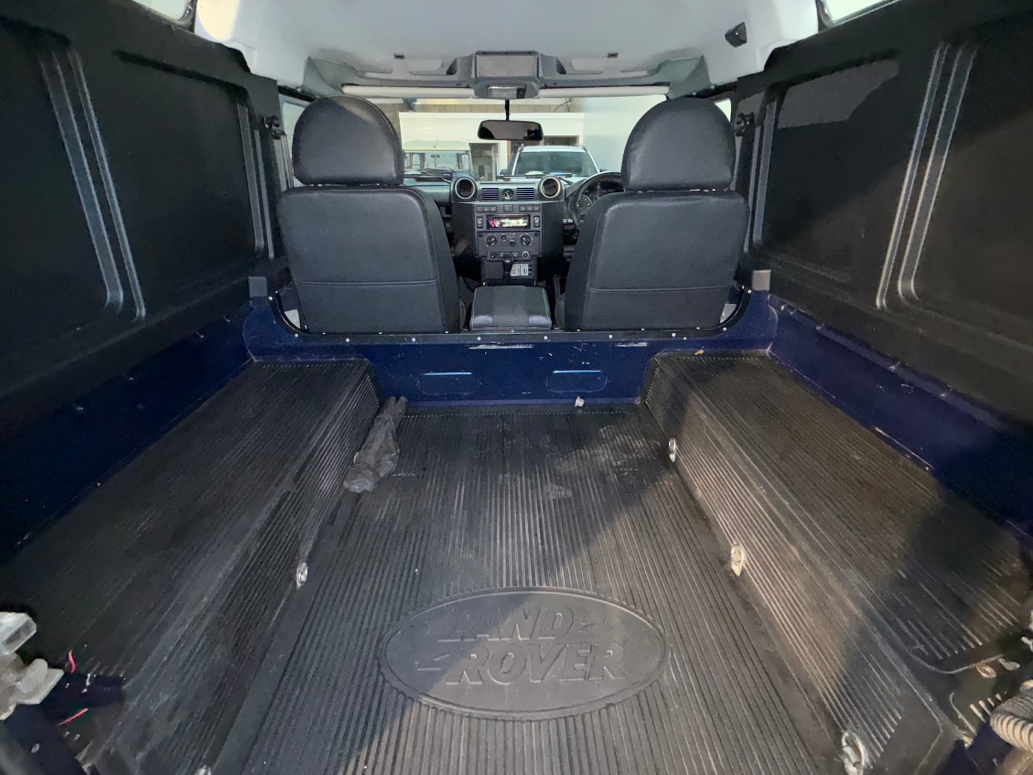 Used Land Rover Defender 2012 for sale - 76925871: Photo 31