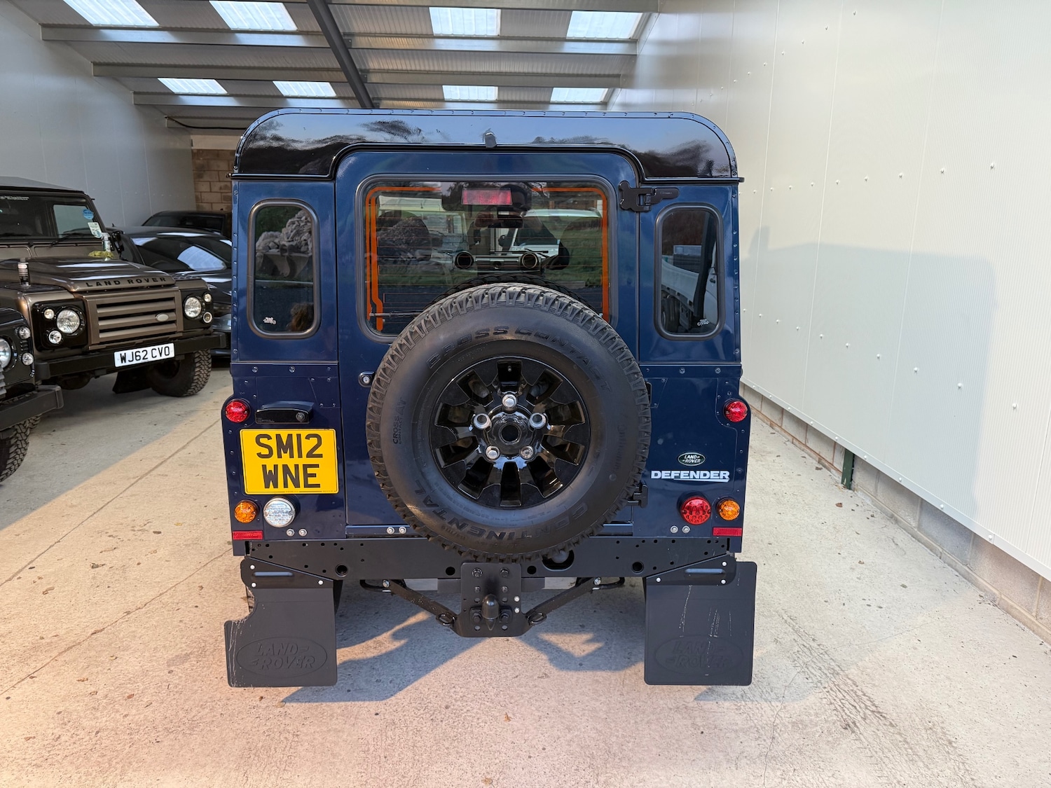 Used Land Rover Defender 2012 for sale - 76925871: Photo 6