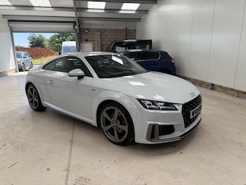 Used Audi TT 2019 for sale - 76924800: Photo