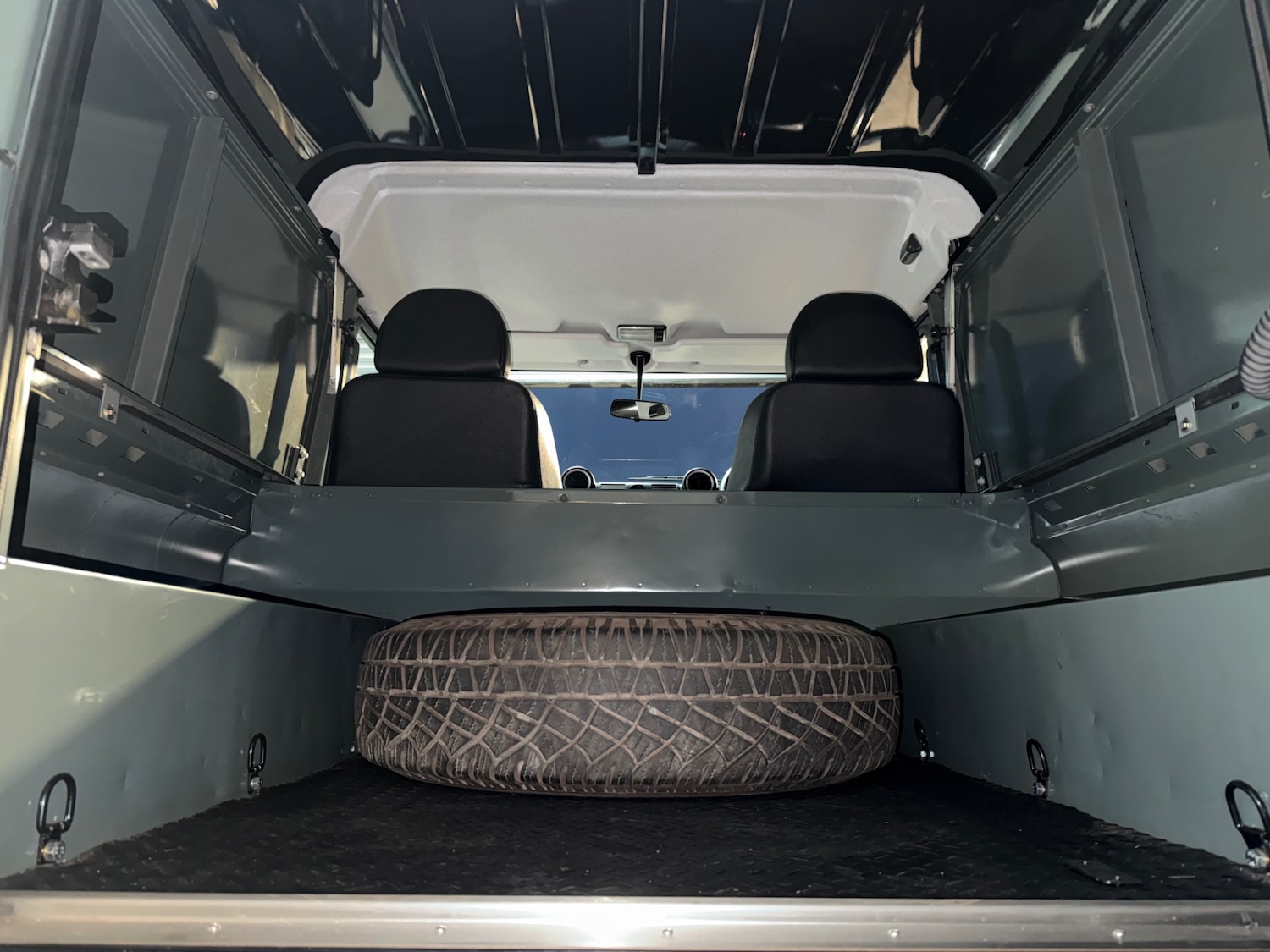 Used Land Rover Defender 2014 for sale - 77340161: Photo 33