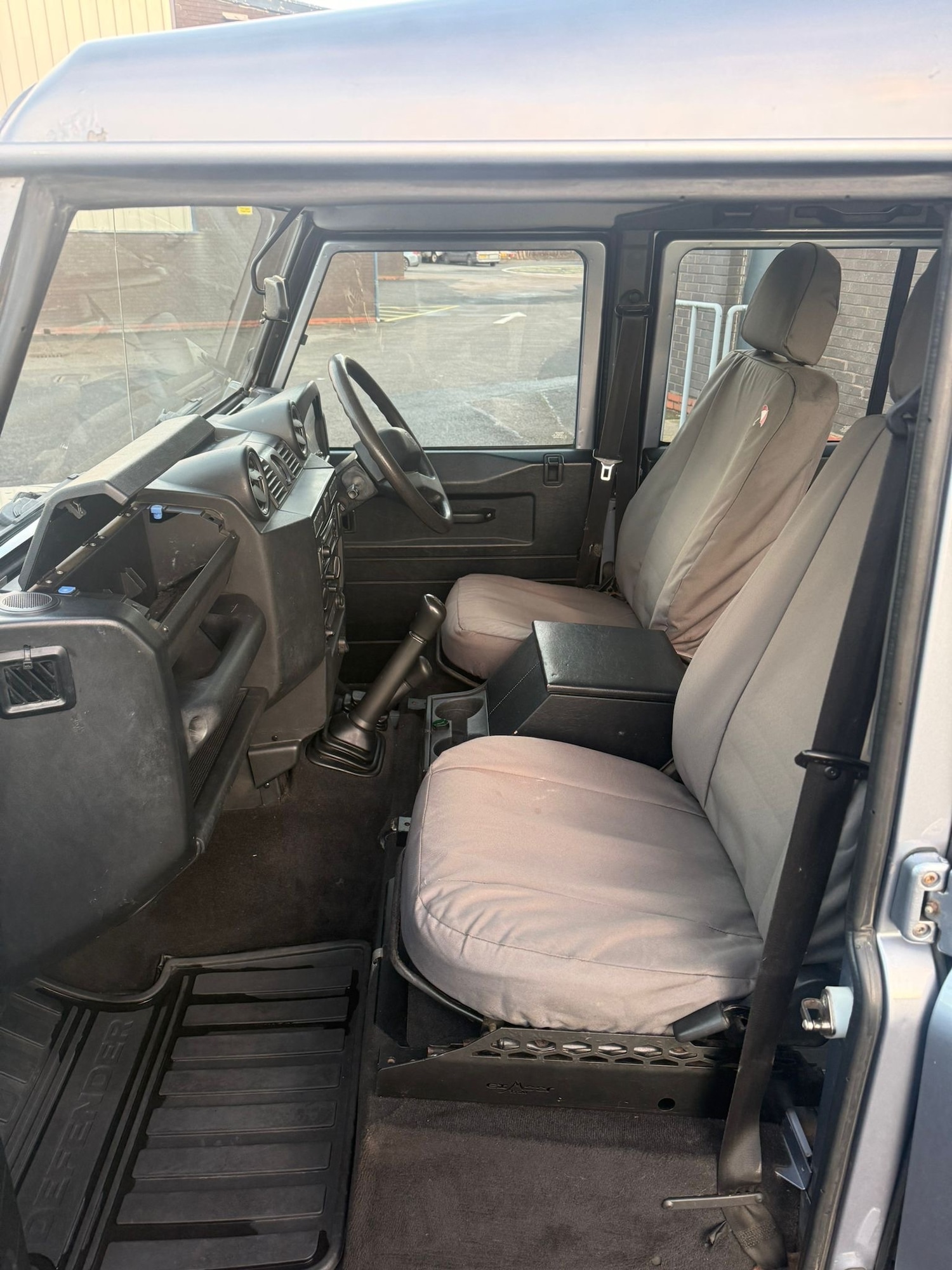 Used Land Rover Defender 2008 for sale - 77020608: Photo 11