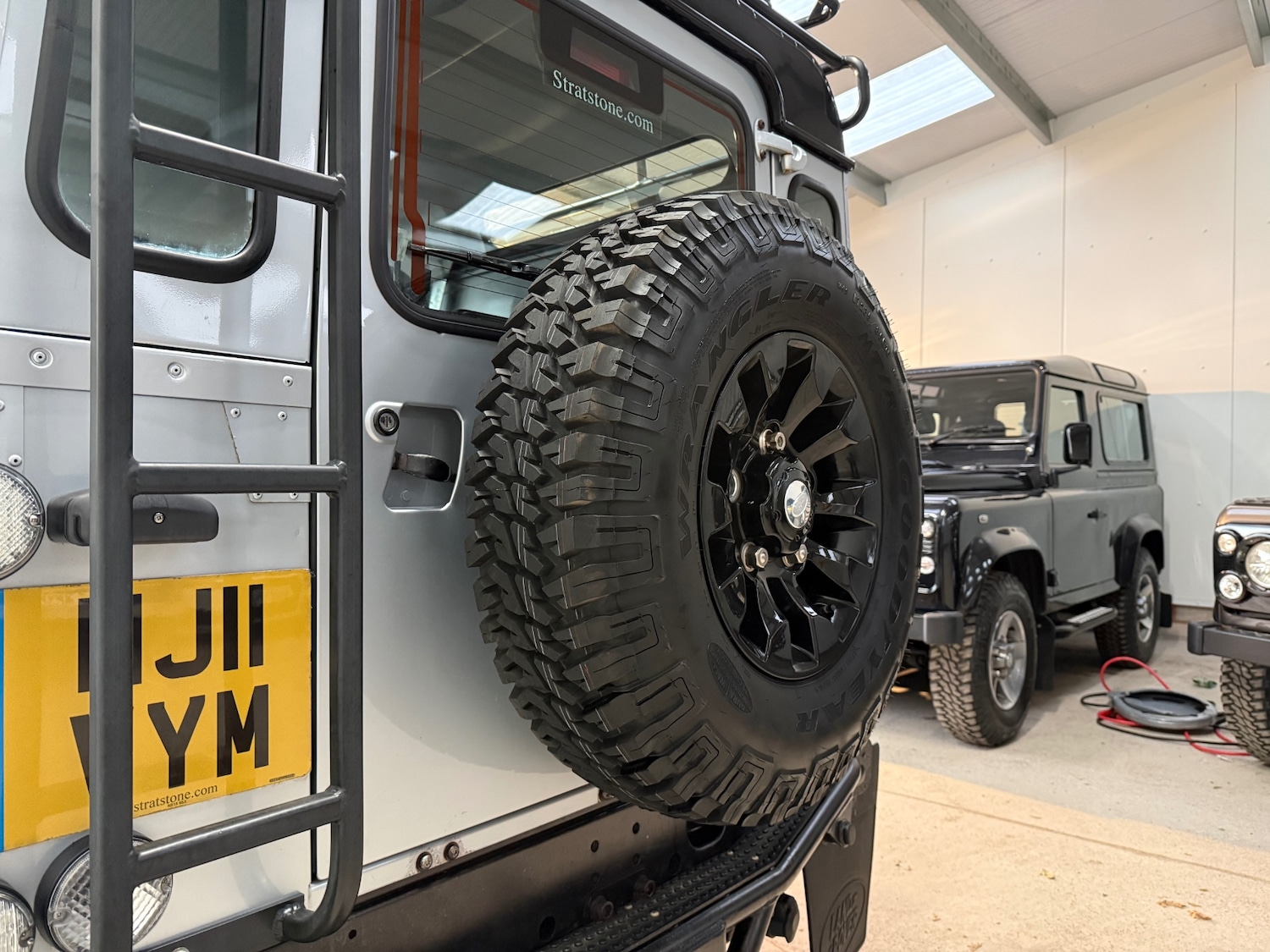 Used Land Rover Defender 2011 for sale - 77020548: Photo 12