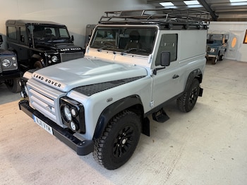 Used Land Rover Defender 2011 for sale - 77020548: Photo