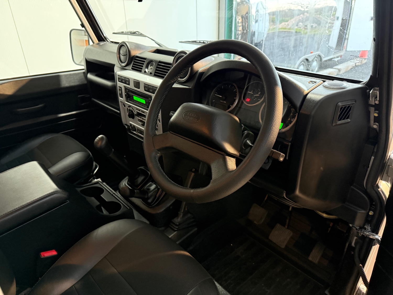 Used Land Rover Defender 2011 for sale - 77020548: Photo 27