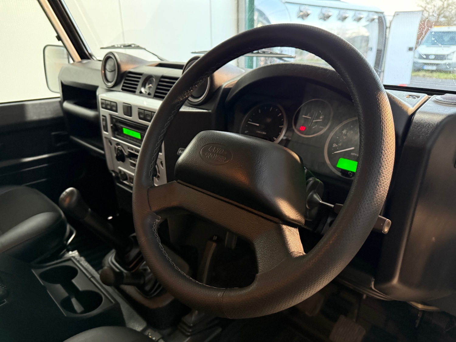 Used Land Rover Defender 2011 for sale - 77020548: Photo 28