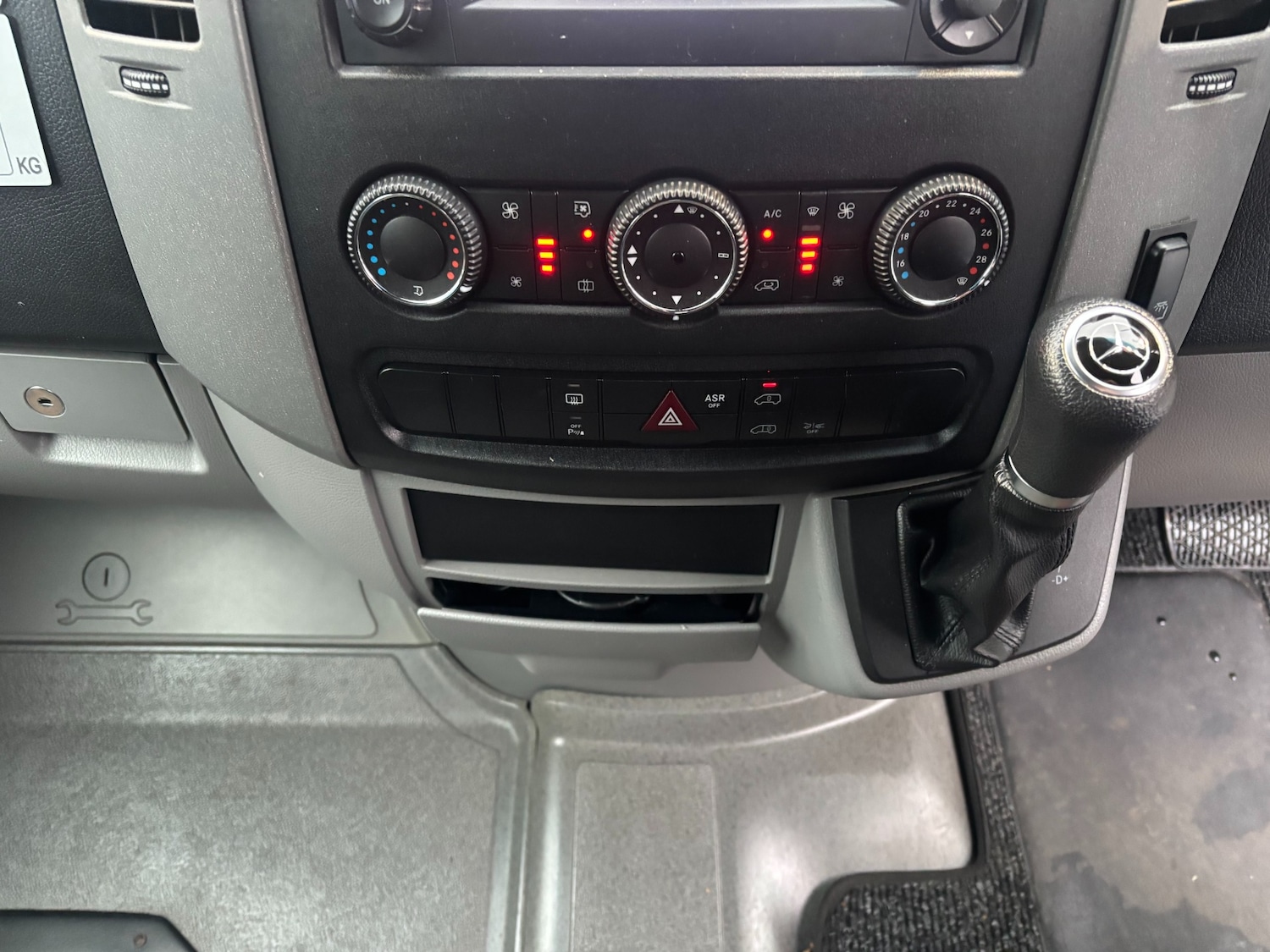 Used Mercedes-Benz Sprinter 2018 for sale - 77593088: Photo 17