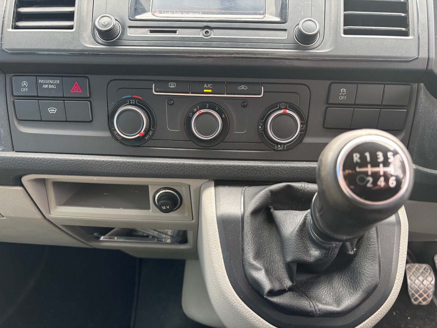 Used Volkswagen Transporter 2019 for sale - 77682083: Photo 16