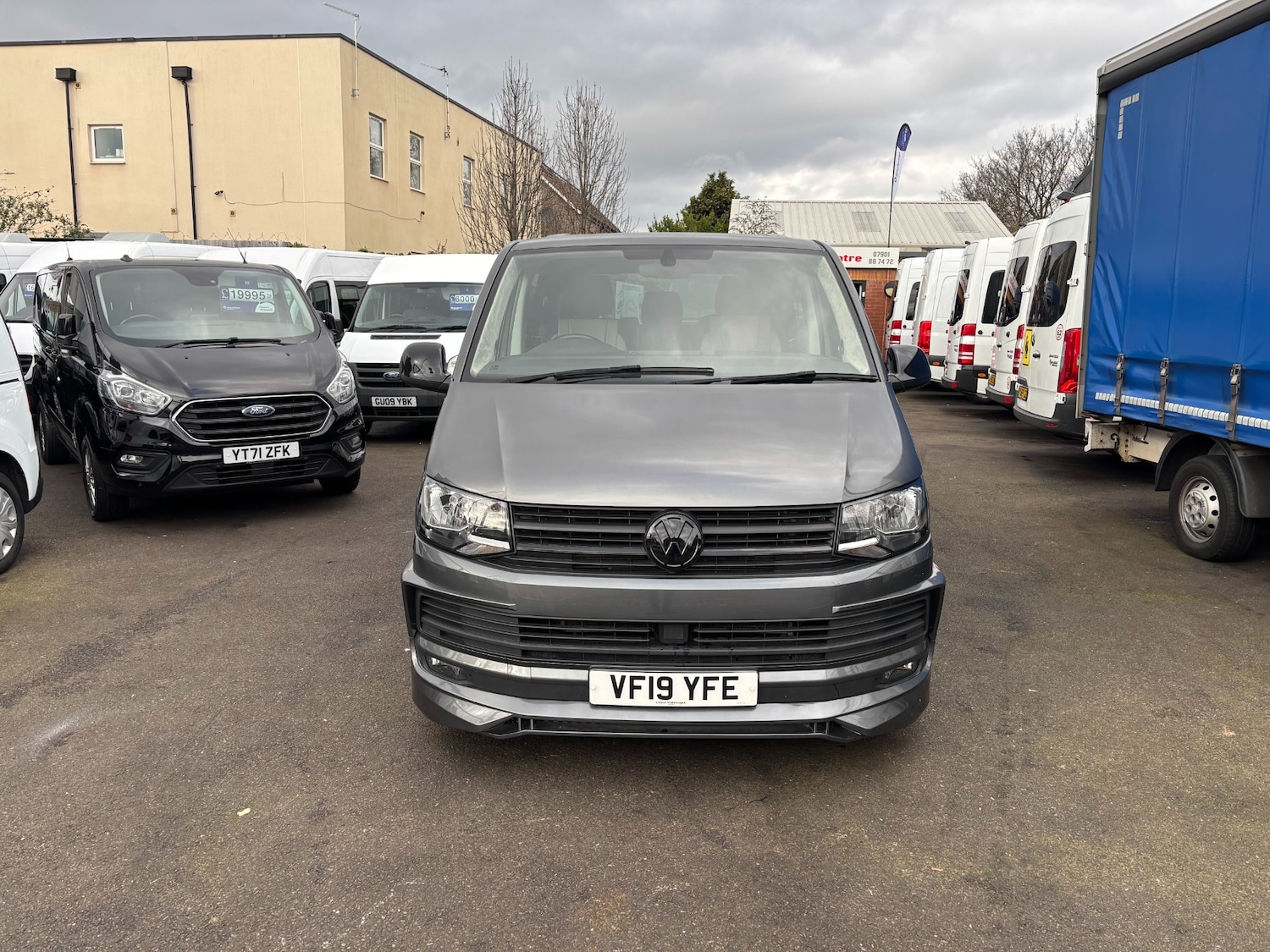 Used Volkswagen Transporter 2019 for sale - 77682083: Photo 2