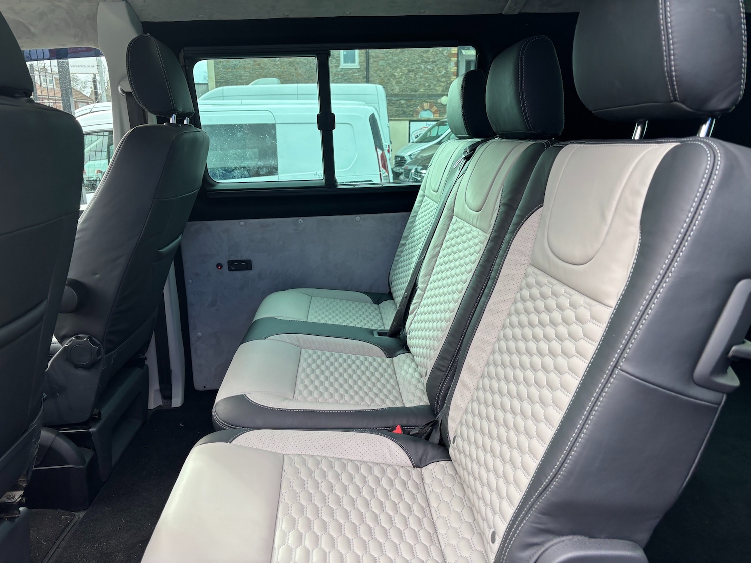 Used Volkswagen Transporter 2019 for sale - 77682083: Photo 9