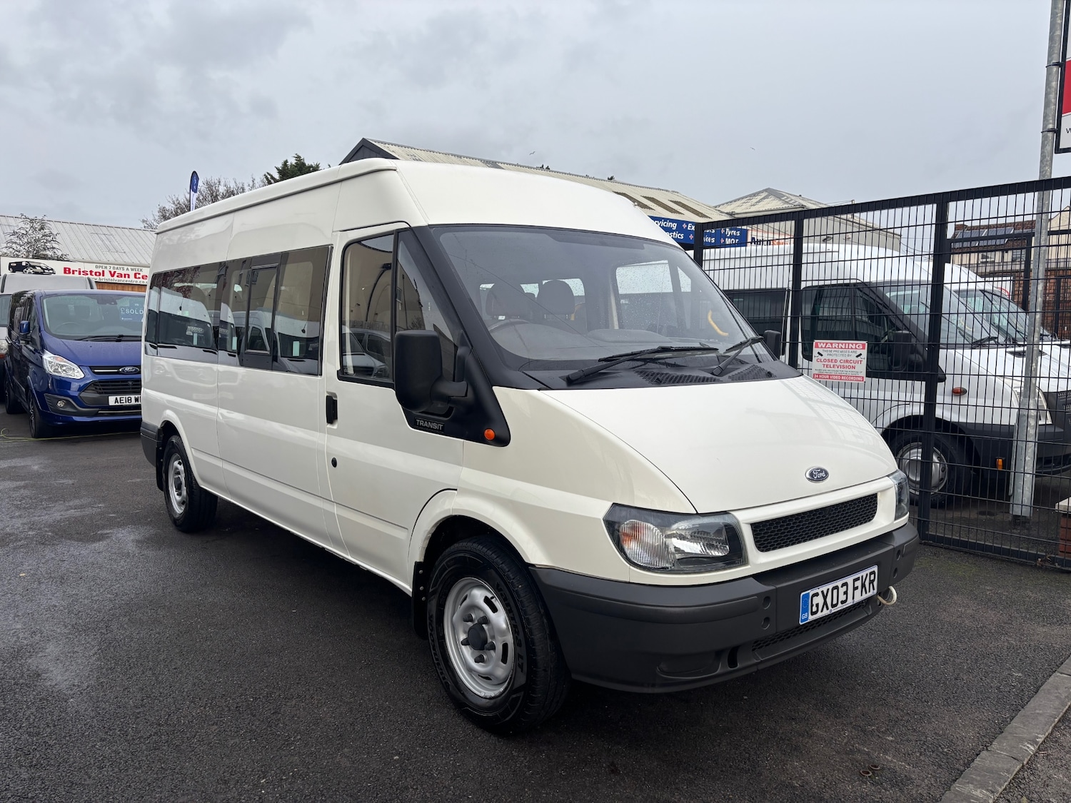 Used Ford Transit 2003 for sale - 76832057: Photo 1