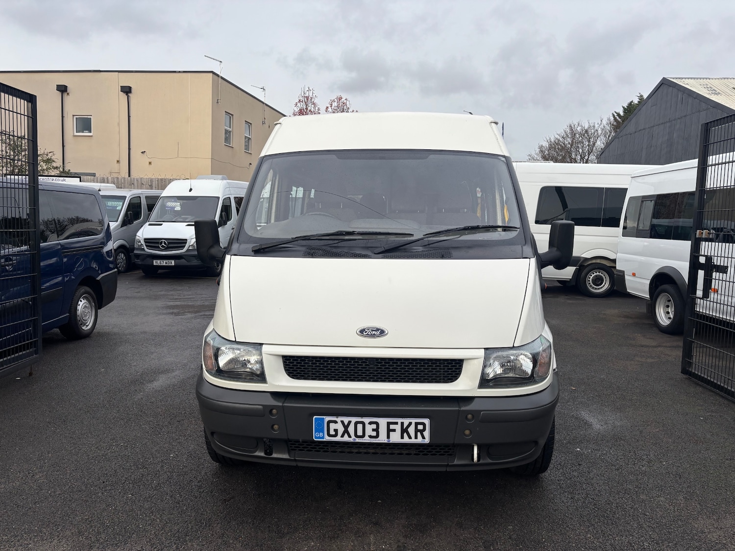 Used Ford Transit 2003 for sale - 76832057: Photo 2